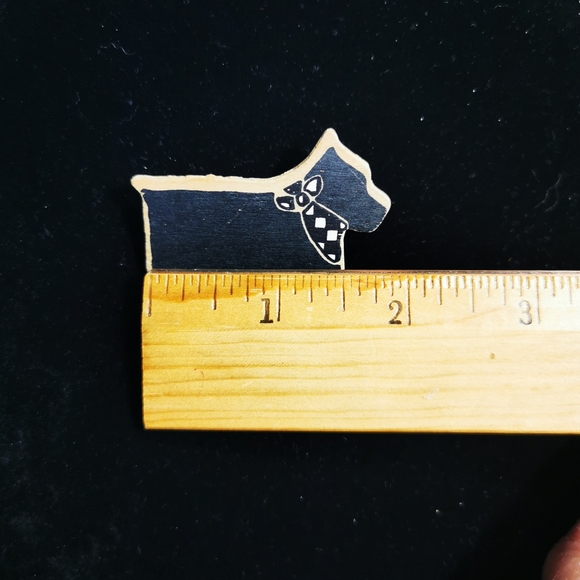 Wooden Scotty Dog Pin Brooch Black with Check Pattern Bandana - Picture 11 of 14